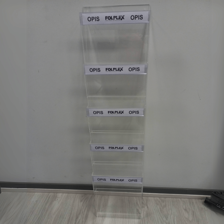 Stand z kieszeniami na A4 z listwami cenowymi2.png